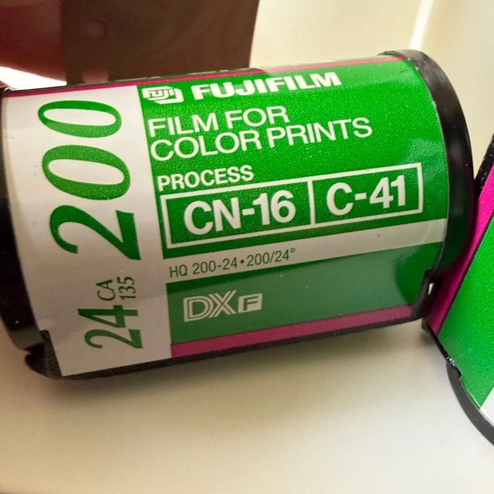 Fujifilm Super HQ 200 ISO 24 35mm Color Film Rolls expired date